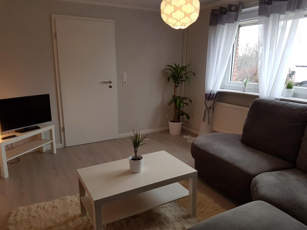 Ferienhaus Am Hasselberg Husum Esterno foto